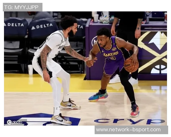 今天湖人对阵马刺精彩回放全程回顾与赛后分析分享