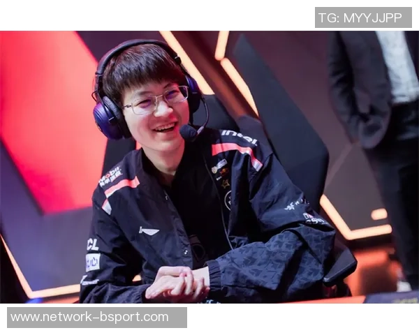 和平精英战术分析：深度解读TES战队的进攻策略与表现